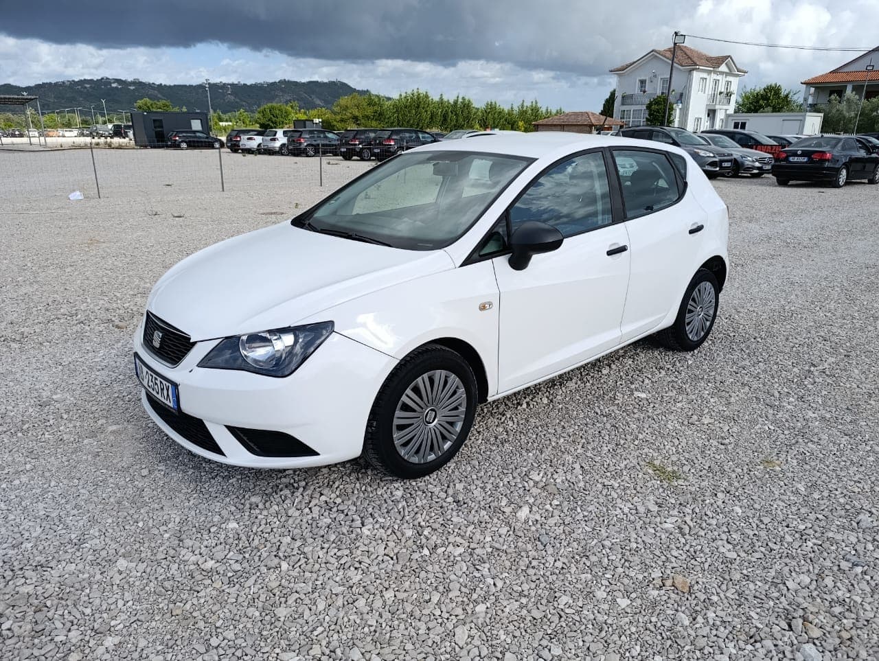 SEAT IBIZA