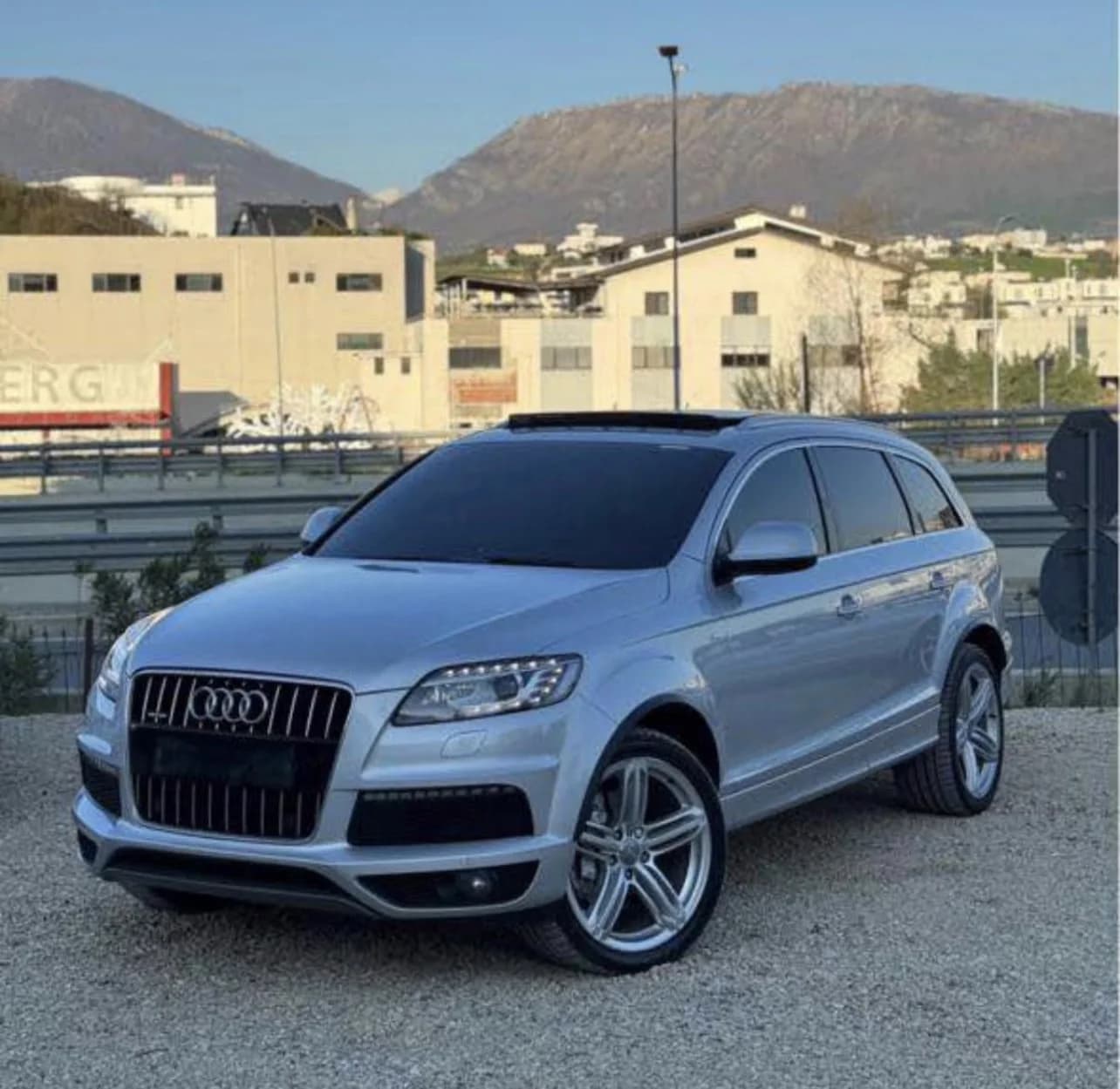 Audi Q7